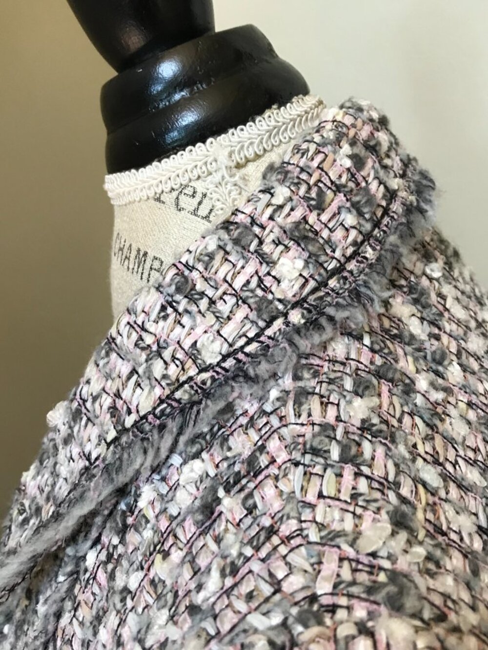Chanel Lesage Tweed Blazer Jacket Womens 40 US 6 Pink Gray Vintage 2004 Runway - Picture 11 of 14